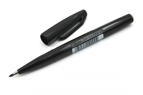 Ручка-роллер Sign Pen c фибровым пишущим узлом, черные чернила, 0,7 мм Pentel S520-A